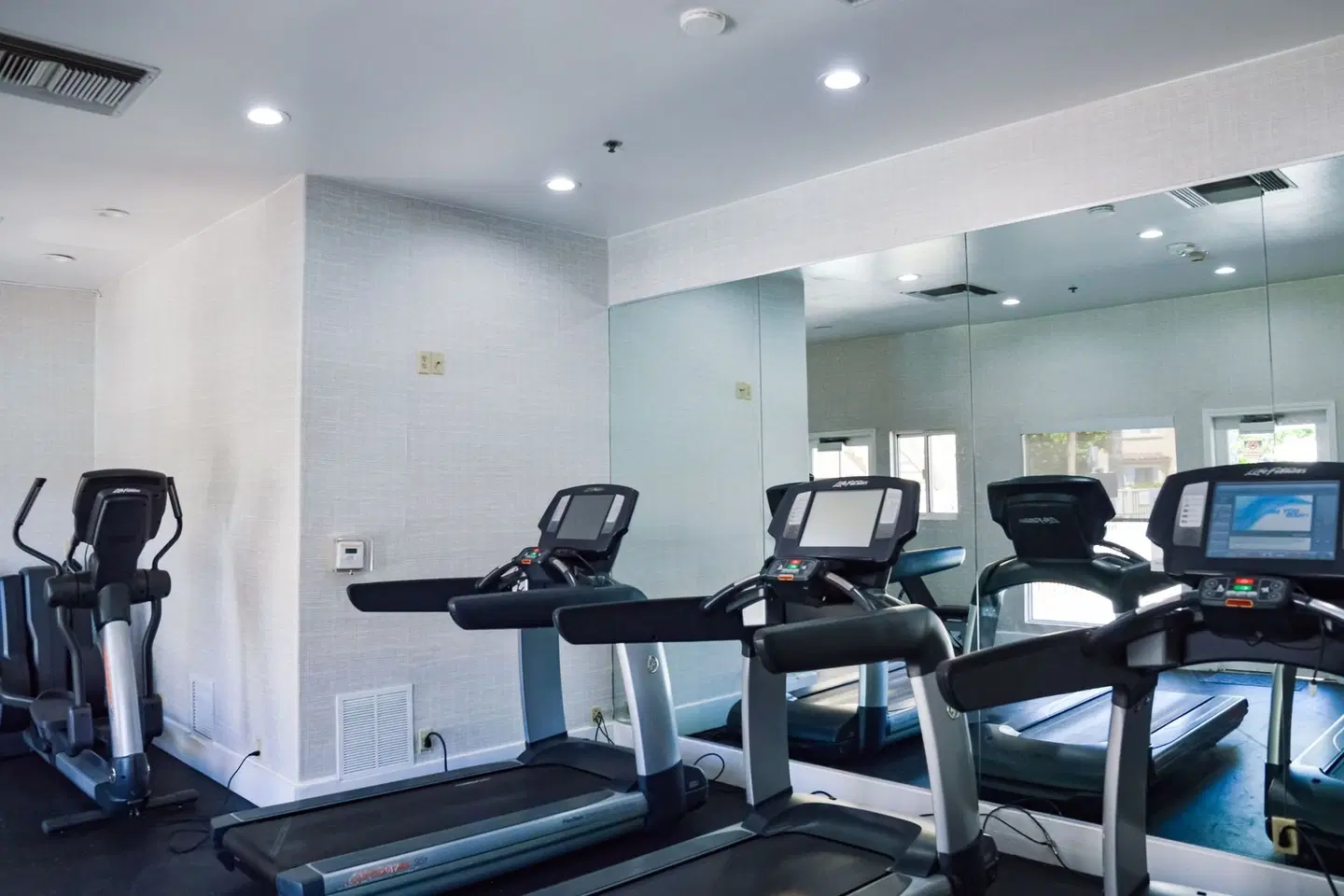 Residence Inn by Marriott La Mirada Buena Park SPORTS_AND_LEISURE