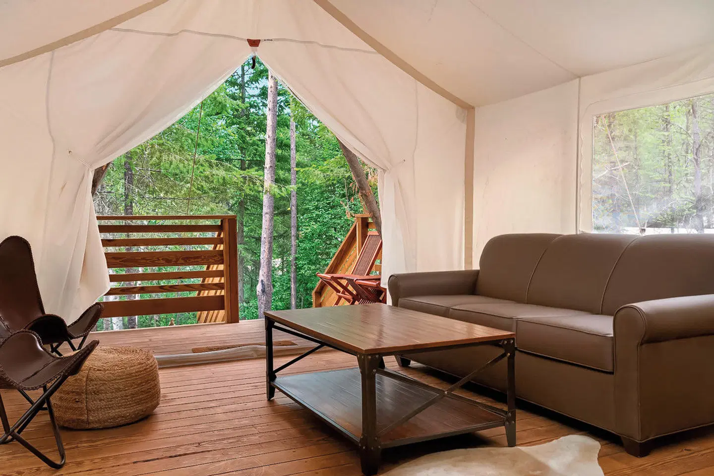 Under Canvas Glacier Terrasse