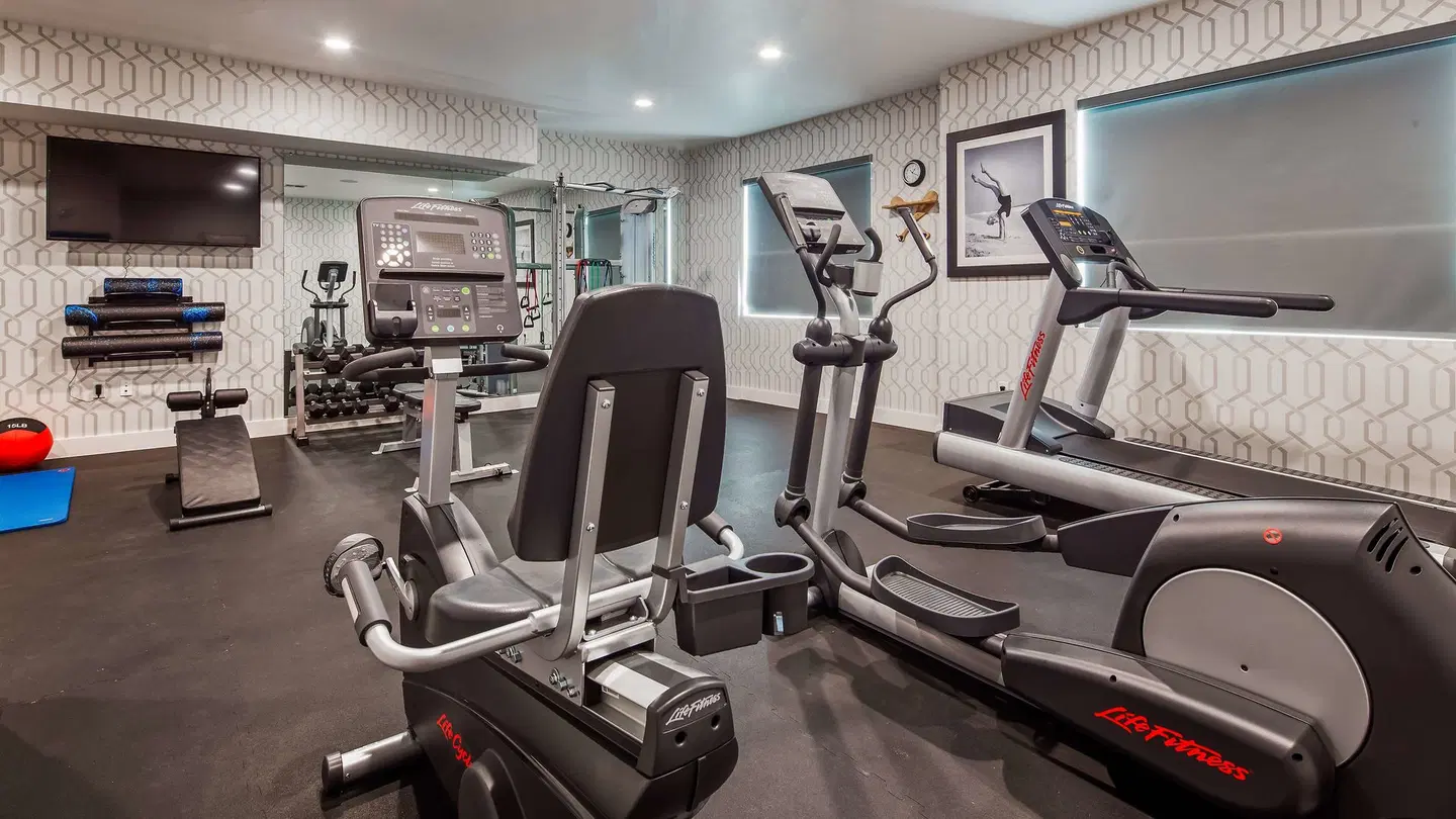 Aristocrat Hotel, BW Signature Collection SPORTS_AND_LEISURE