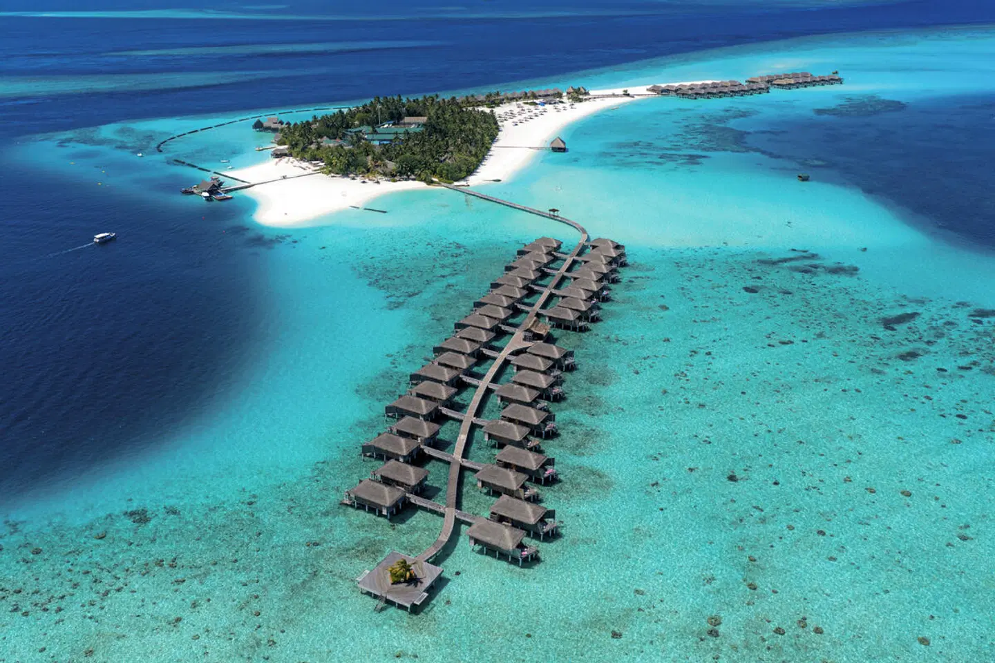 Constance Moofushi Maldives LANDSCAPE