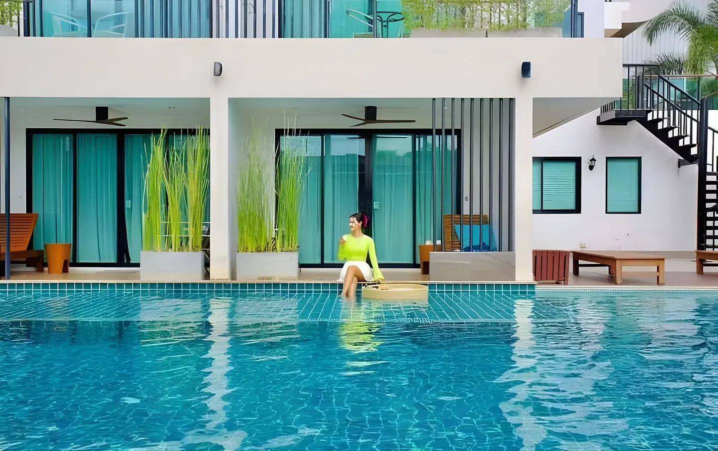 The Pago Design Hotel Phuket Hallenbad