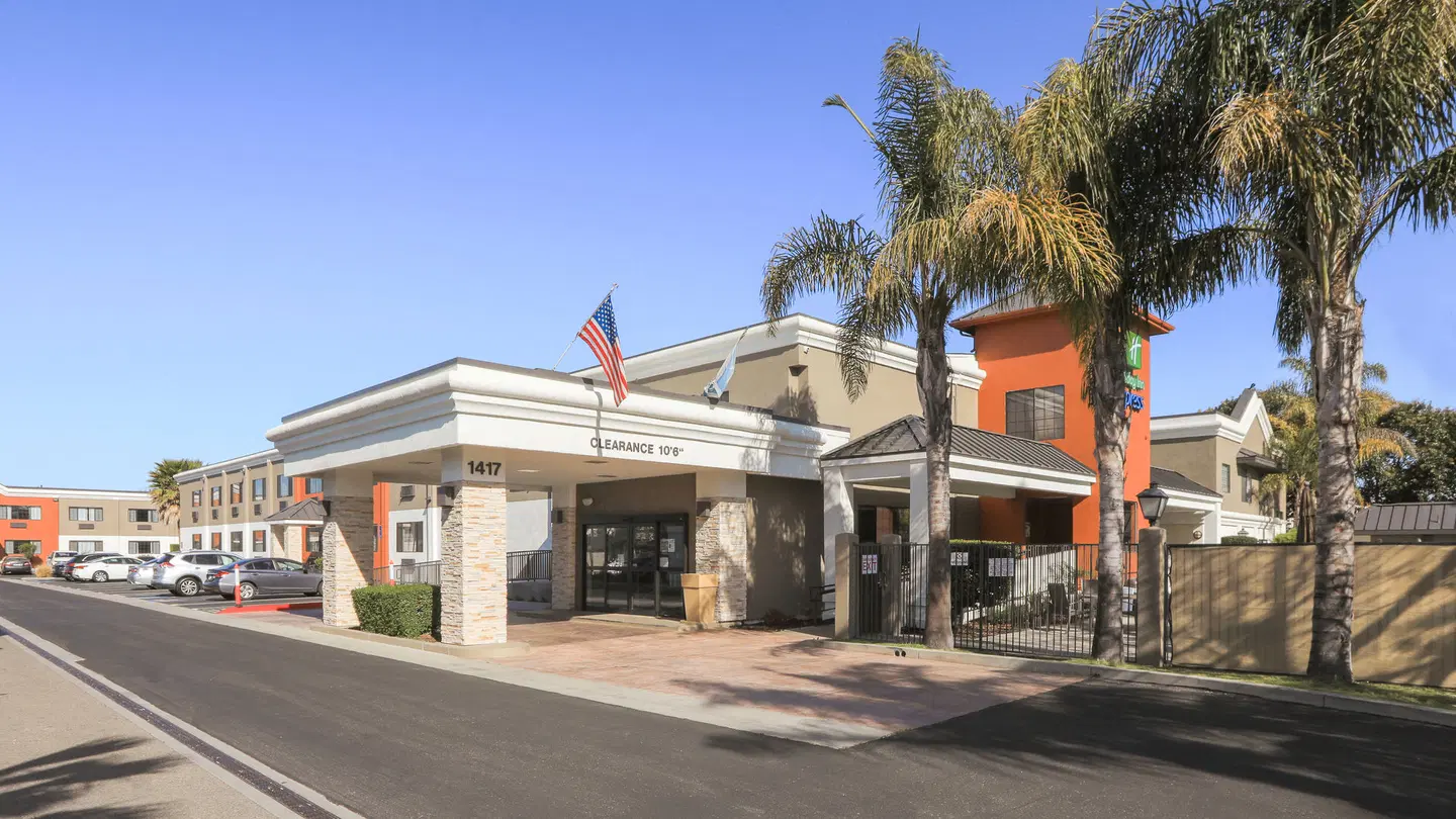Holiday Inn Express Lompoc by IHG EXTERIOR