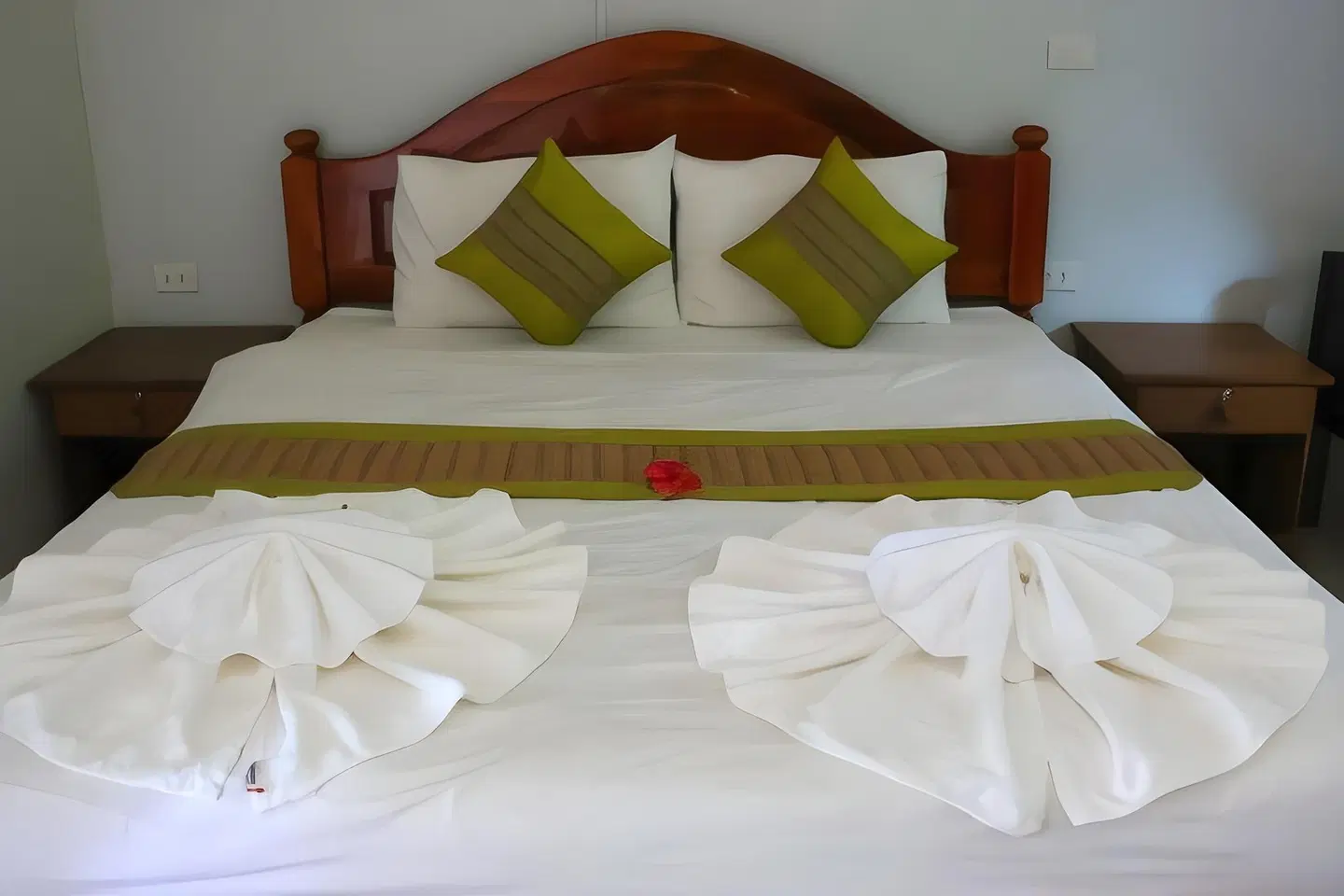 Sri Chada Hotel ROOM_EXAMPLE