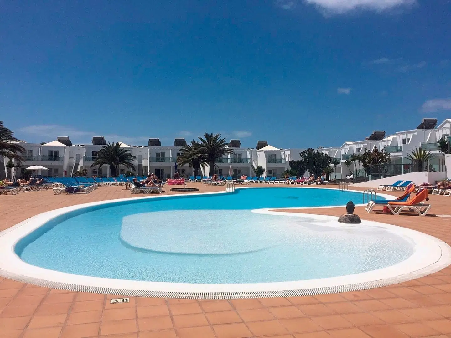 Plaza Palmeras OUTDOOR_POOL