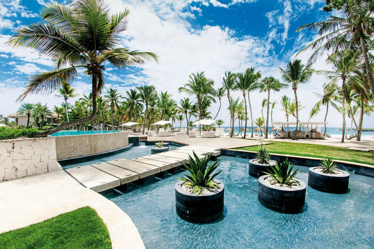 Eden Roc at Cap Cana OUTDOOR_POOL