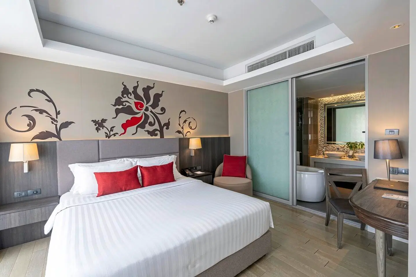 Grand Mercure Phuket Patong ROOM_EXAMPLE