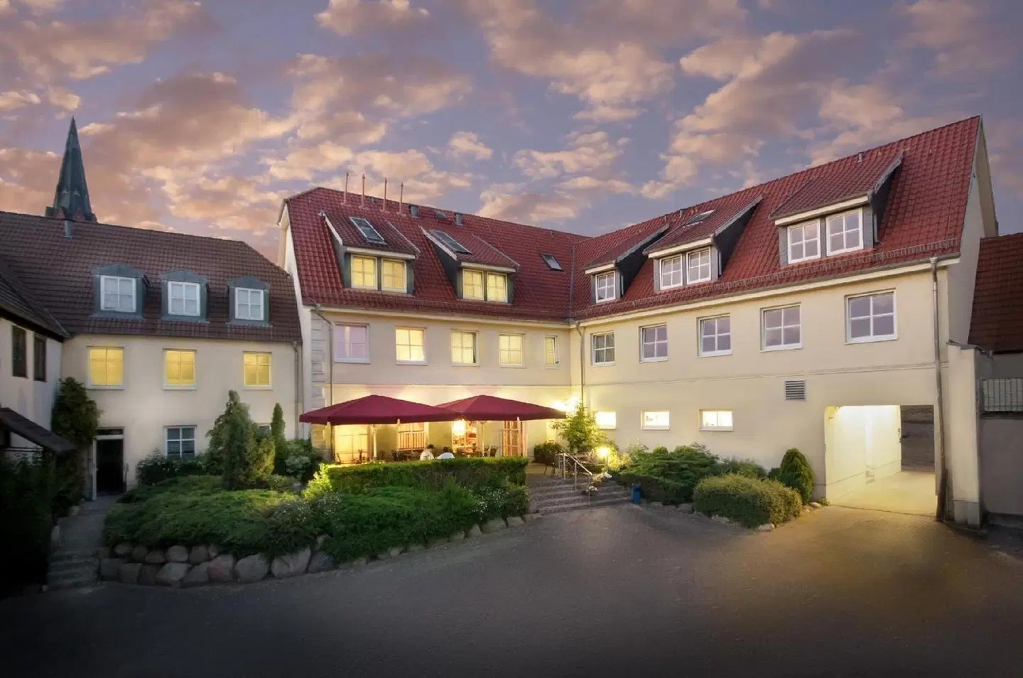 Hotel zur Burg EXTERIOR