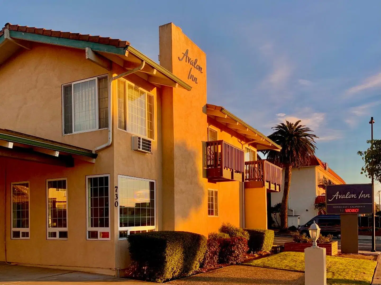 Avalon Inn Downtown Morro Bay EXTERIOR