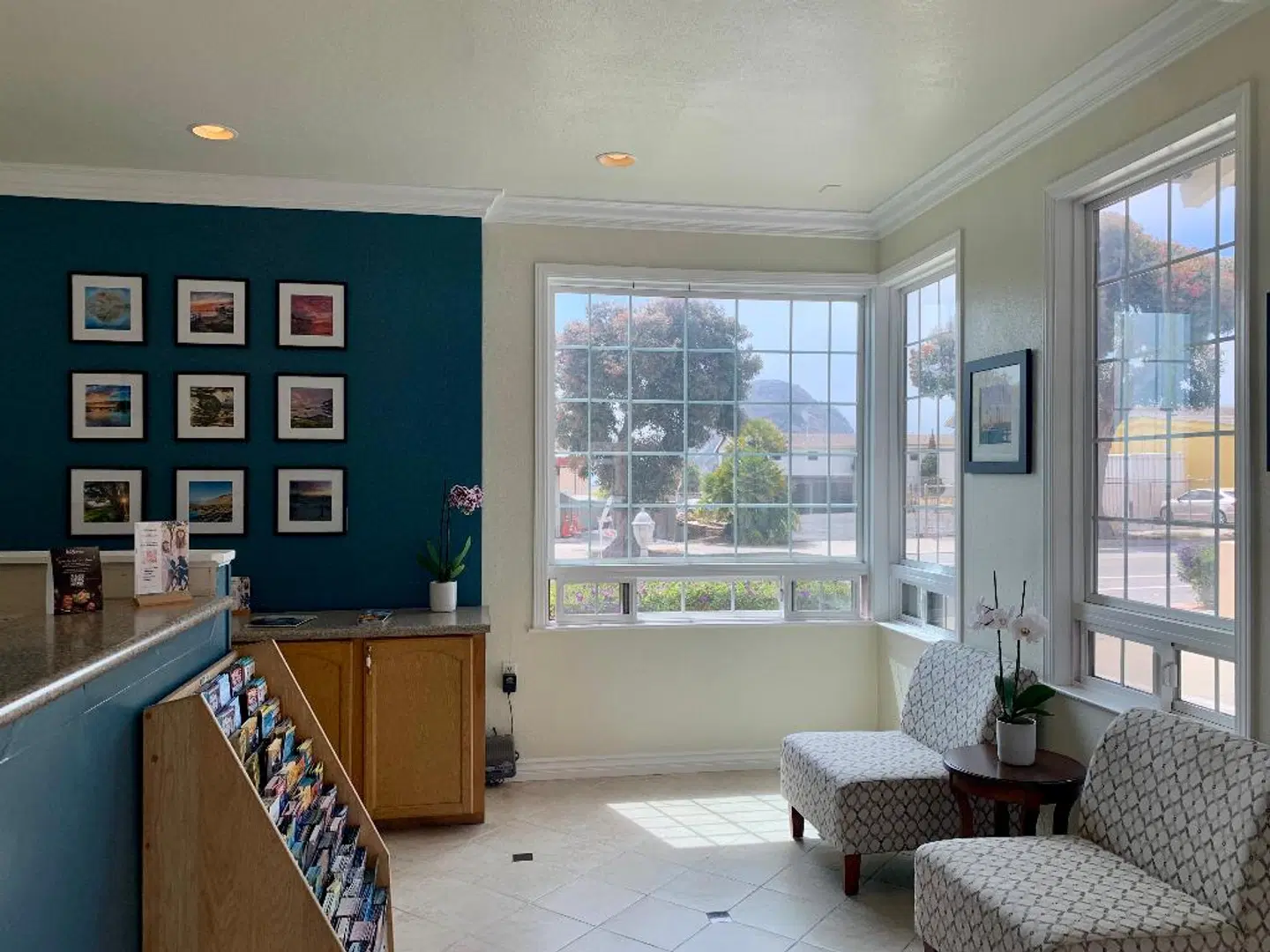Avalon Inn Downtown Morro Bay LOUNGE_LOBBY