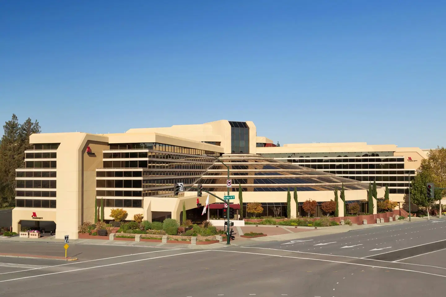 Walnut Creek Marriott EXTERIOR