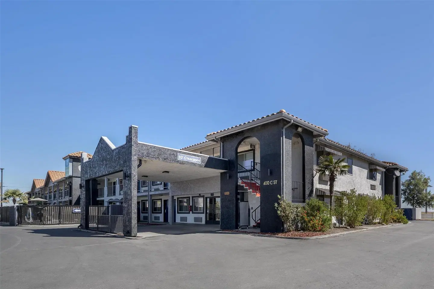 SureStay Hotel by Best Western Williams EXTERIOR