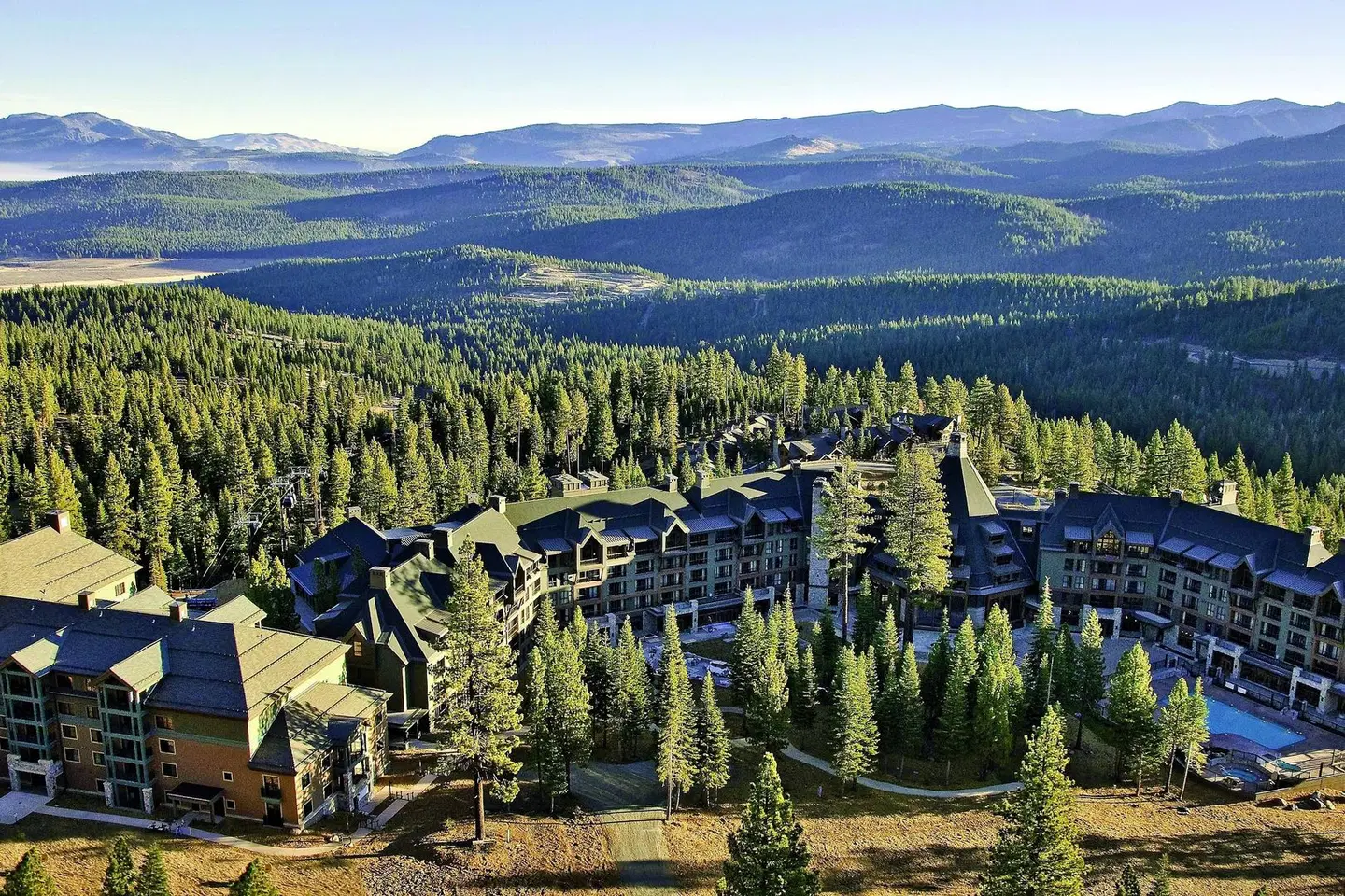 The Ritz-Carlton, Lake Tahoe LANDSCAPE