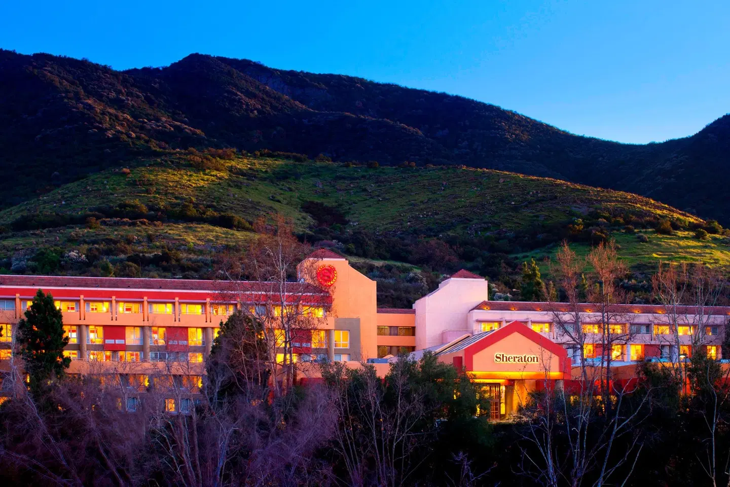 Sheraton Agoura Hills Hotel LANDSCAPE