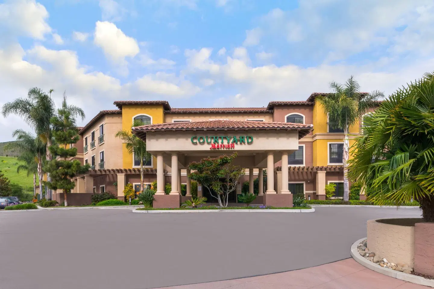 Courtyard by Marriott San Luis Obispo EXTERIOR