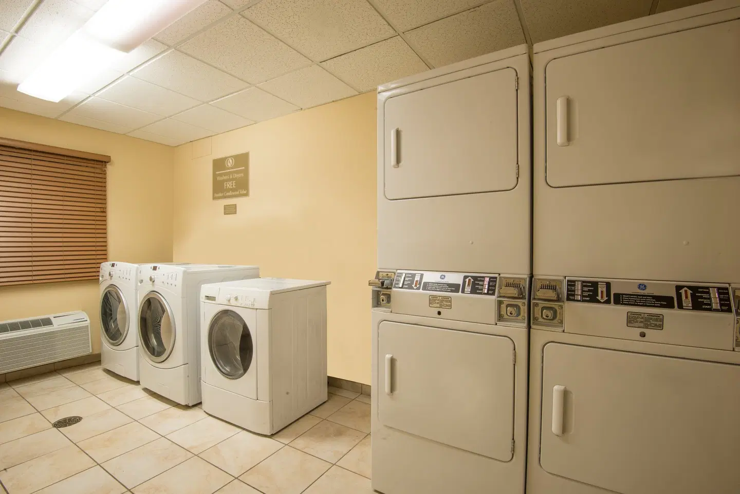 Candlewood Suites Sheridan by IHG Badezimmer