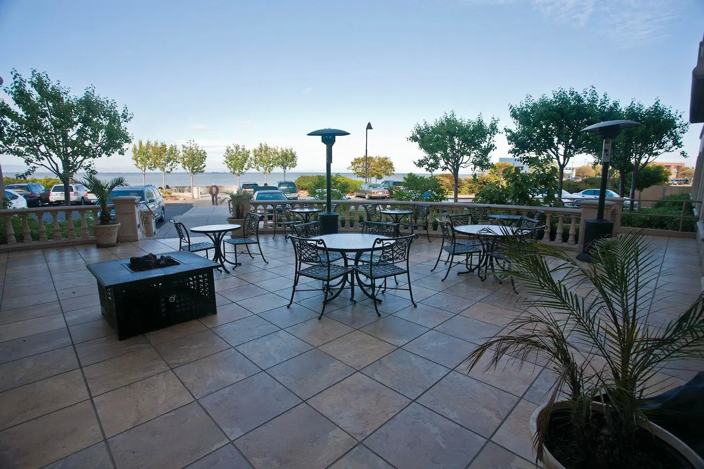 Bay Landing Hotel Terrasse