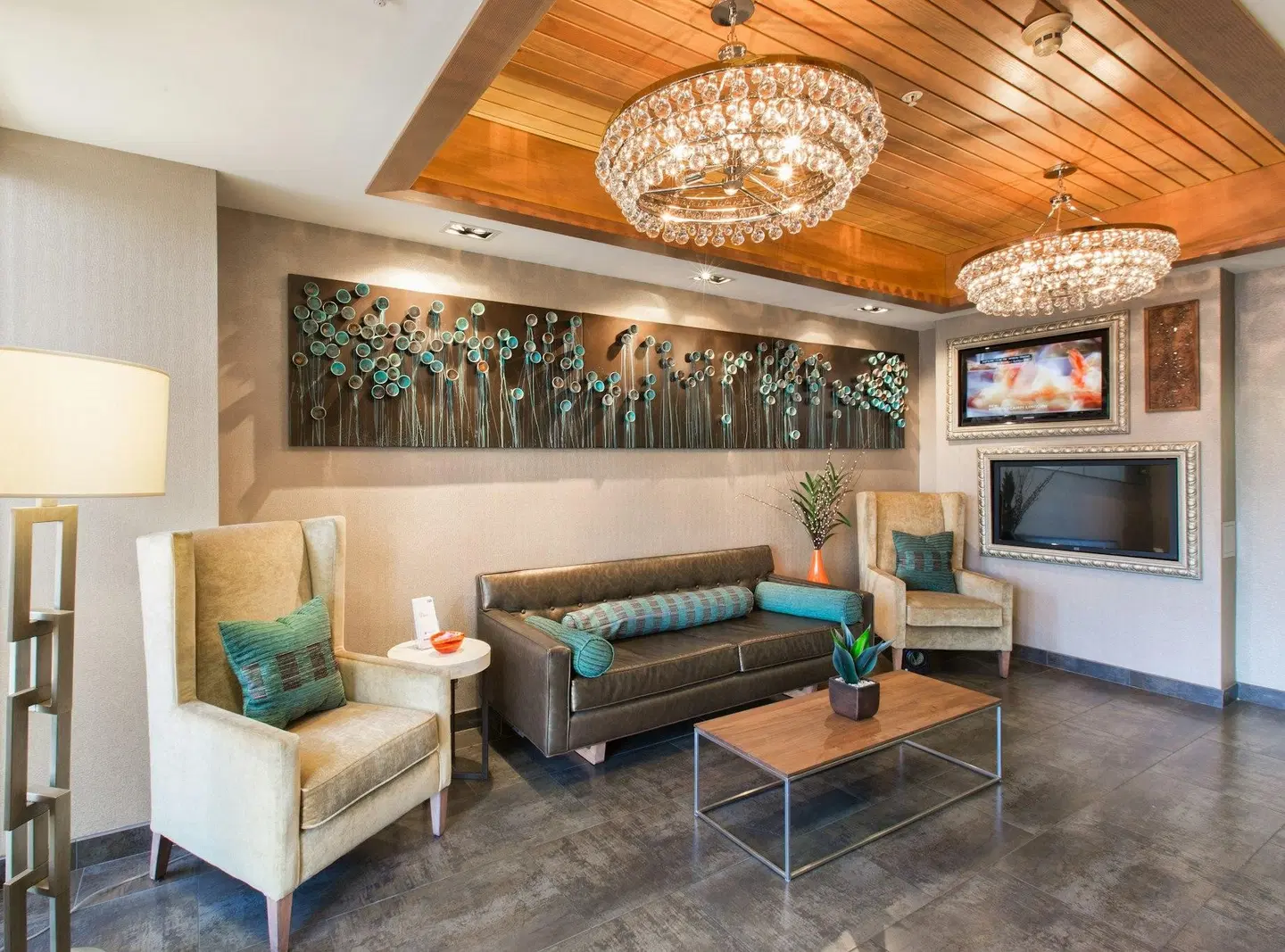 Holiday Inn Express Redwood City-Central by IHG LOUNGE_LOBBY