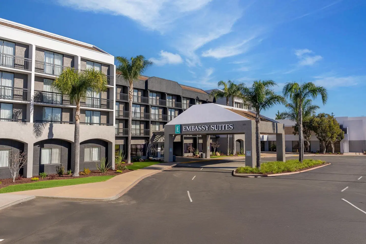 Embassy Suites by Hilton San Luis Obispo EXTERIOR
