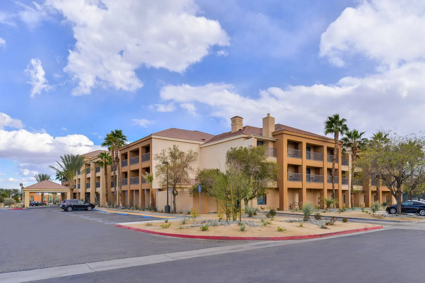 Courtyard by Marriott Palm Desert EXTERIOR
