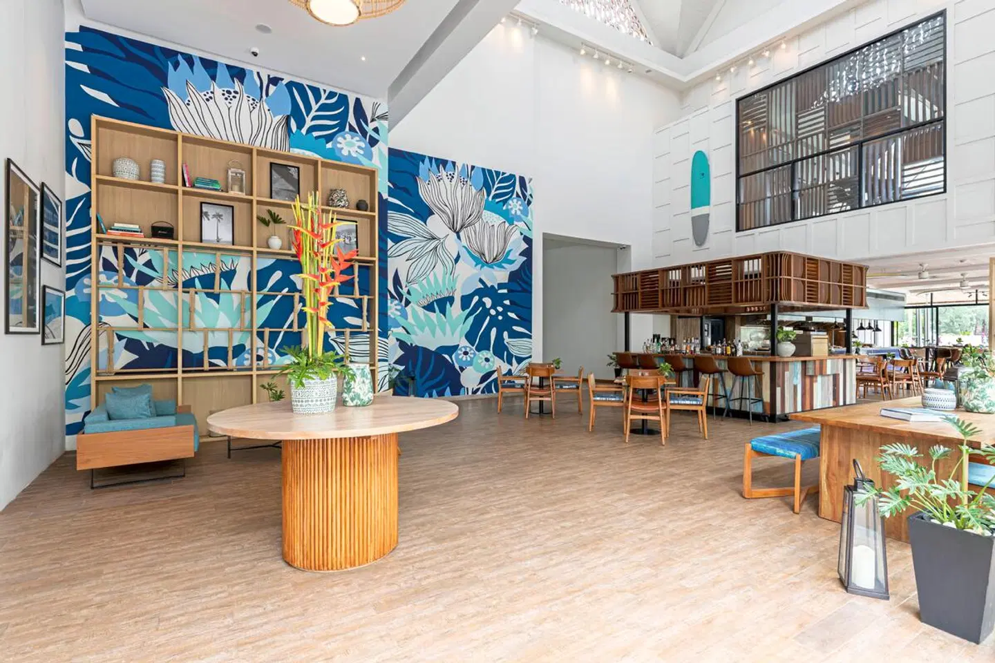 Outrigger Surin Beach Resort LOUNGE_LOBBY