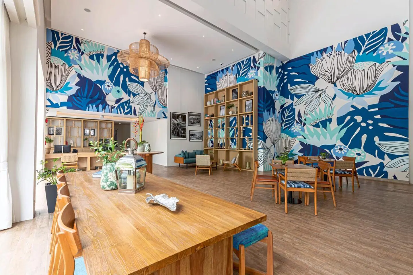 Outrigger Surin Beach Resort LOUNGE_LOBBY