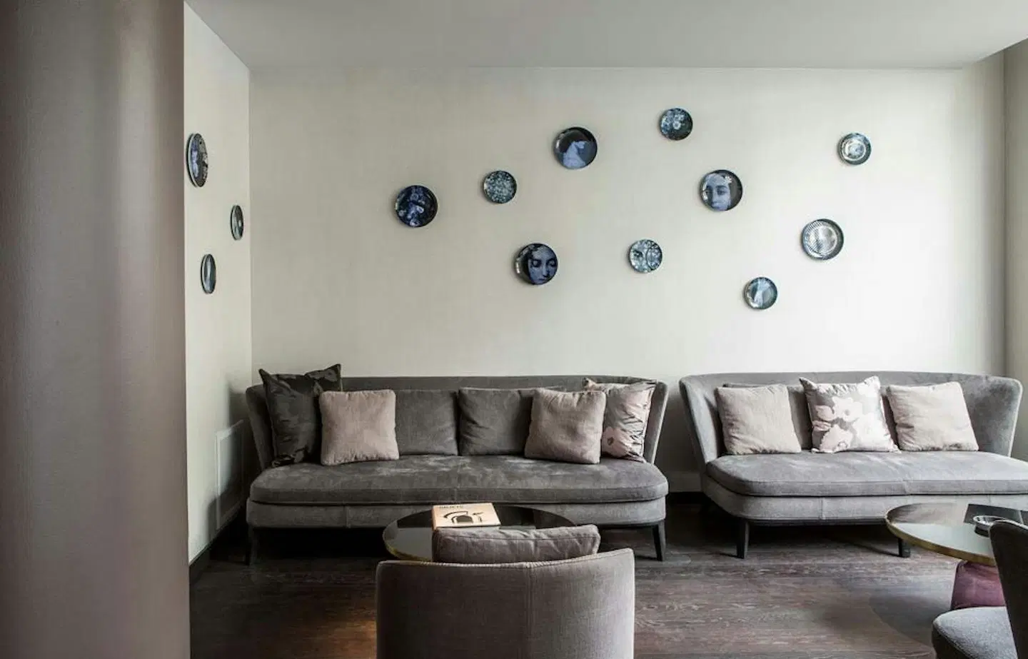 Le Parisis LOUNGE_LOBBY