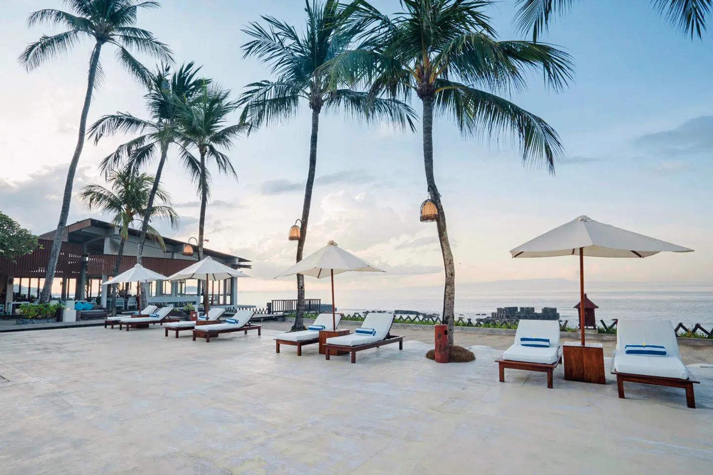 Ramayana Candidasa Beach Resort Strand