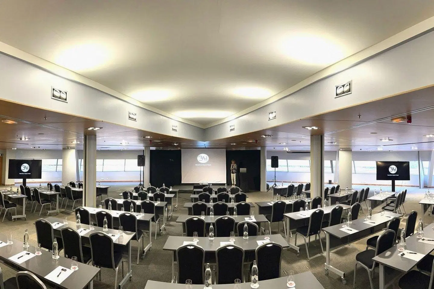 BAH Barcelona Airport Hotel Konferenz
