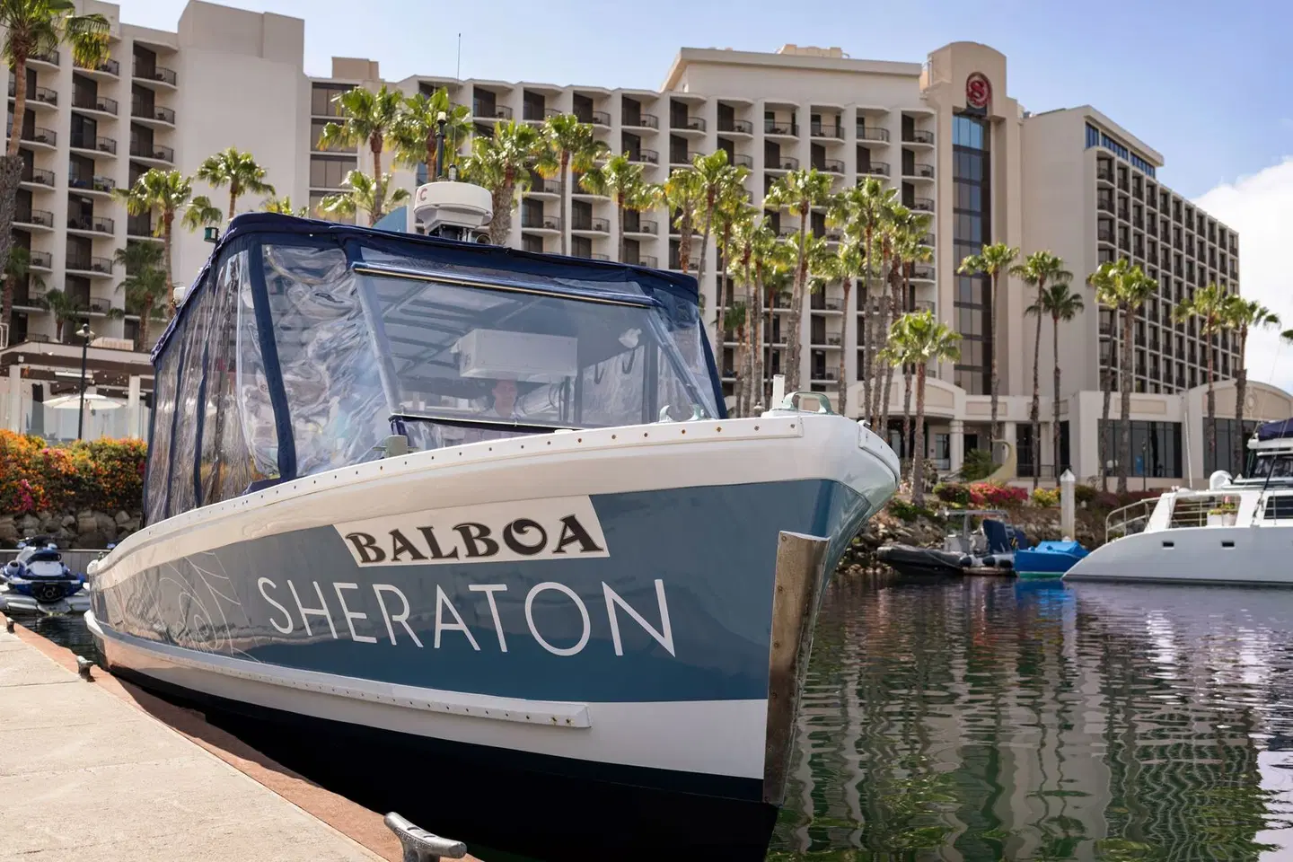 Sheraton San Diego Hotel & Marina EXTERIOR