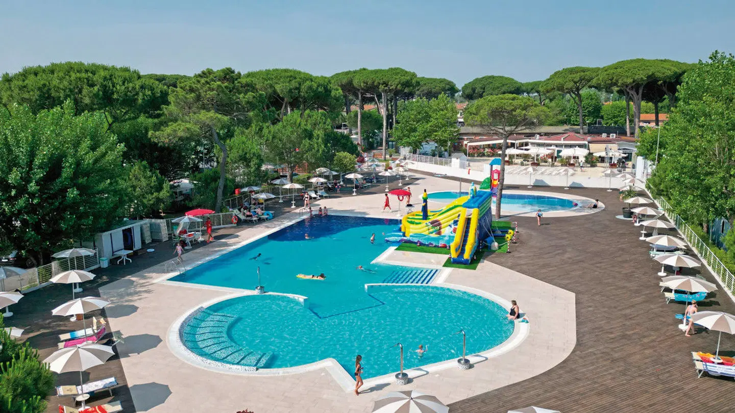 Marina Family Resort OUTDOOR_POOL