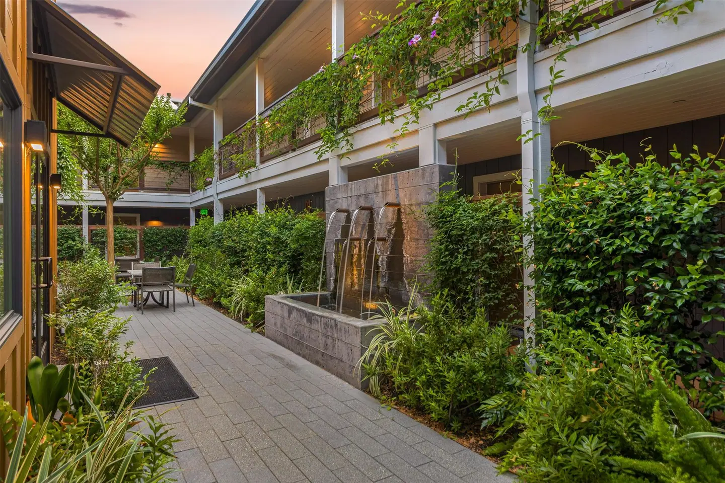 Best Western PLUS Stevenson Manor Terrasse