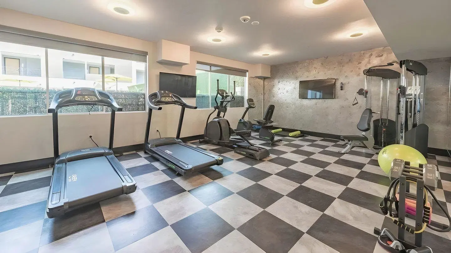 Lexen Hotel - North Hollywood Near Universal Studios SPORTS_AND_LEISURE