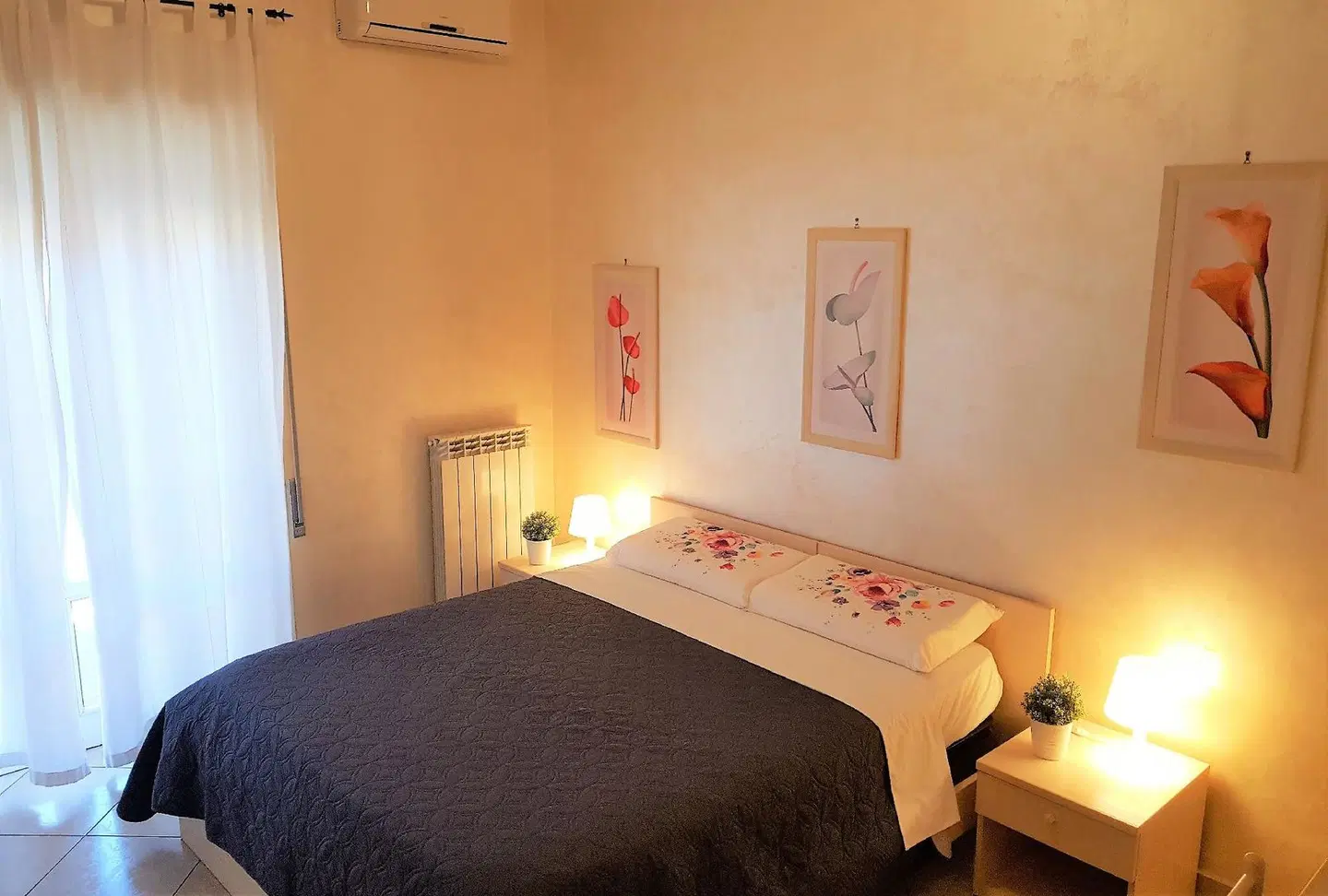 Holiday And Rome ROOM_EXAMPLE