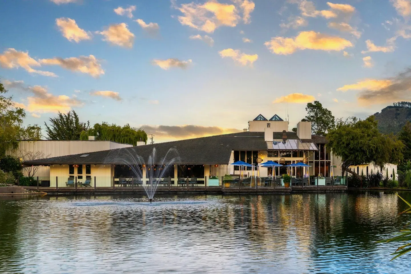 Quail Lodge & Golf Club EXTERIOR