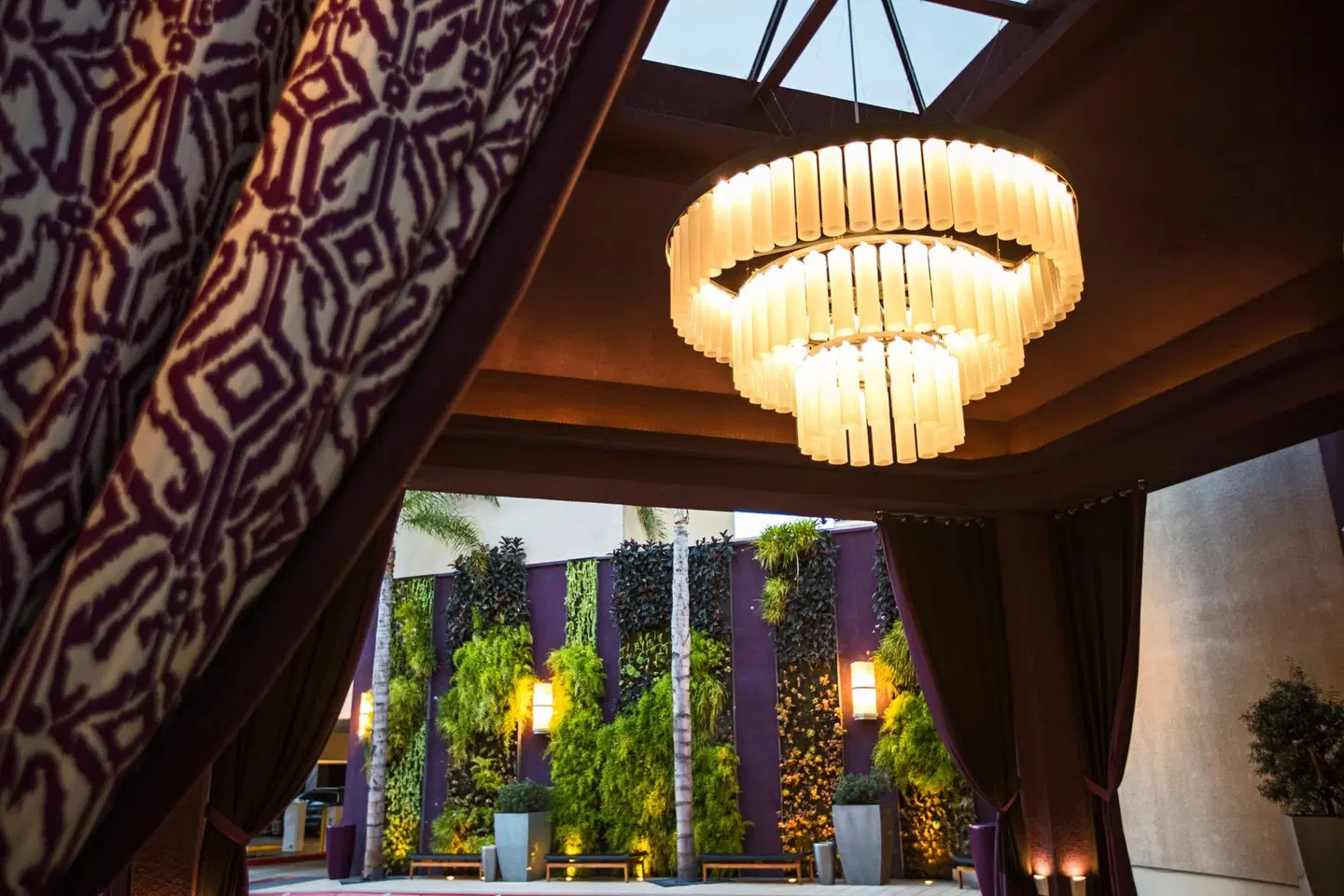 Avenue of the Arts Costa Mesa, a Tribute Portfolio Hotel LOUNGE_LOBBY