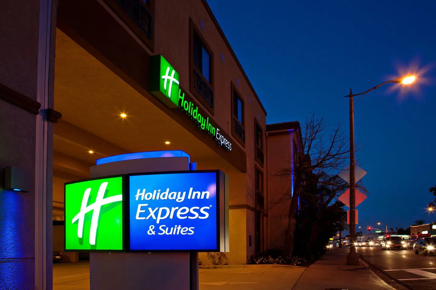 Holiday Inn Express & Suites Hermosa Beach by IHG EXTERIOR