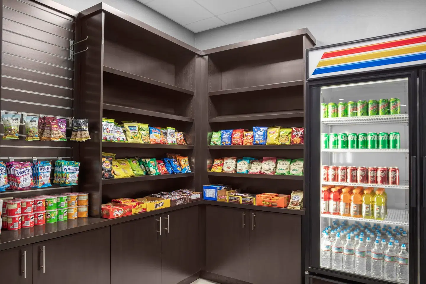 Holiday Inn Express & Suites Hermosa Beach by IHG Restaurant