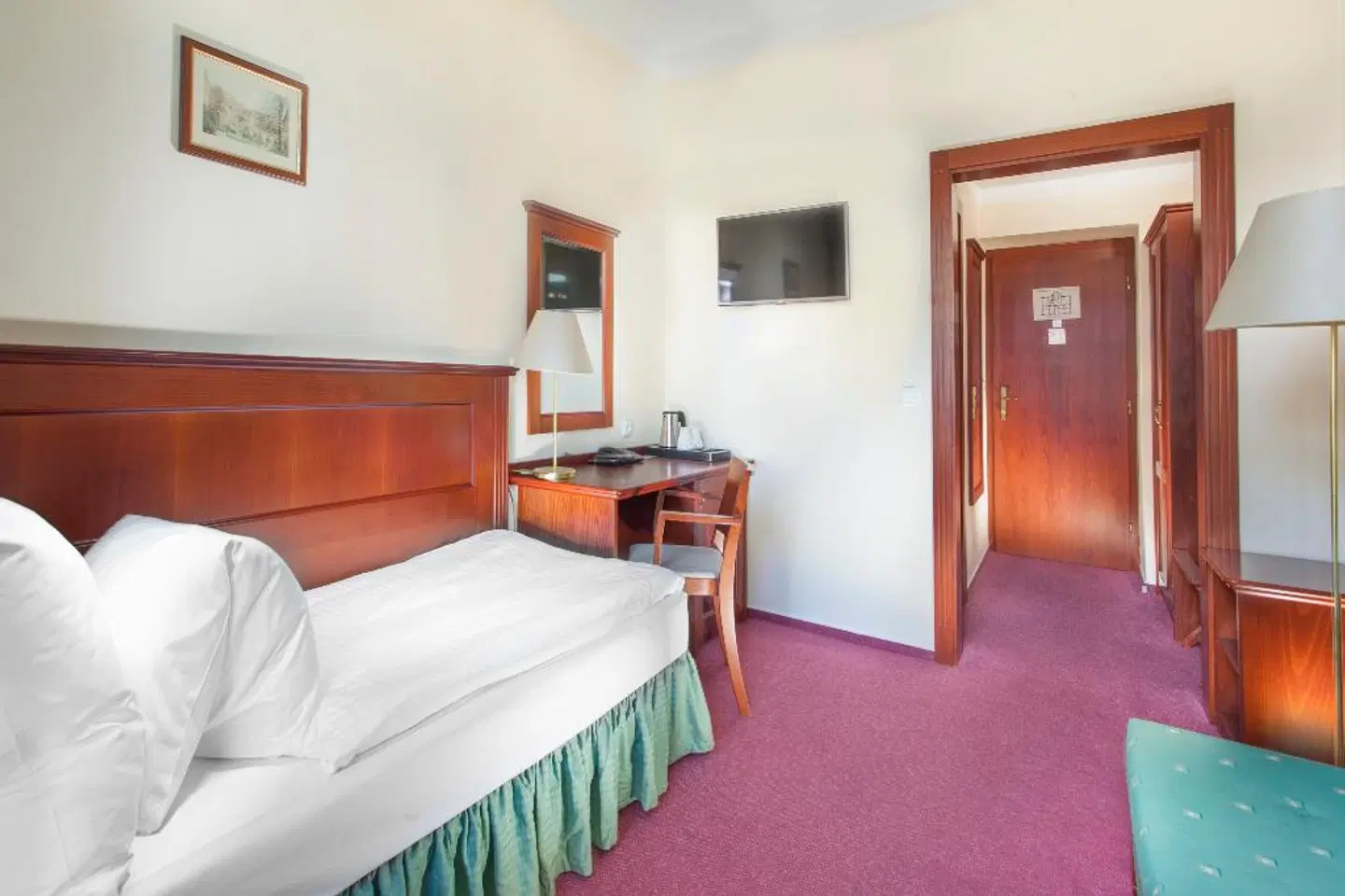 Lunik ROOM_EXAMPLE