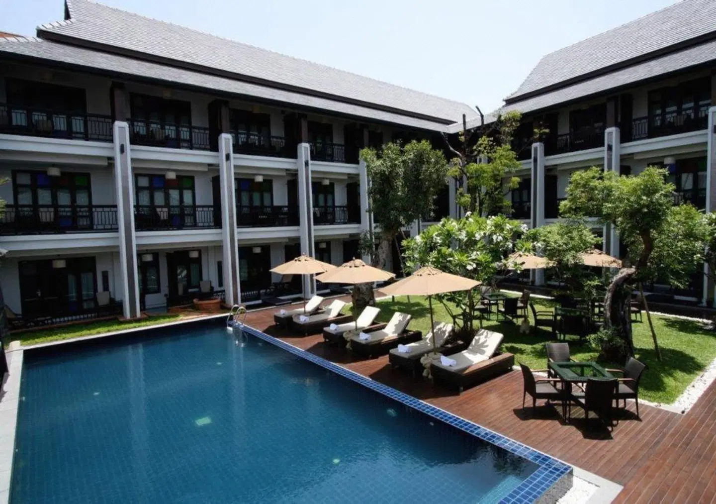 De Lanna OUTDOOR_POOL