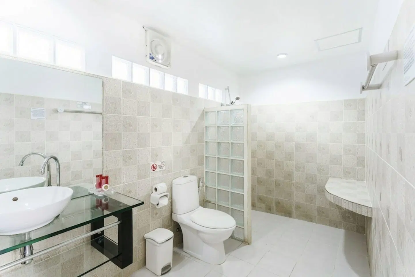 Samui Pier Beach Front & Resort Badezimmer
