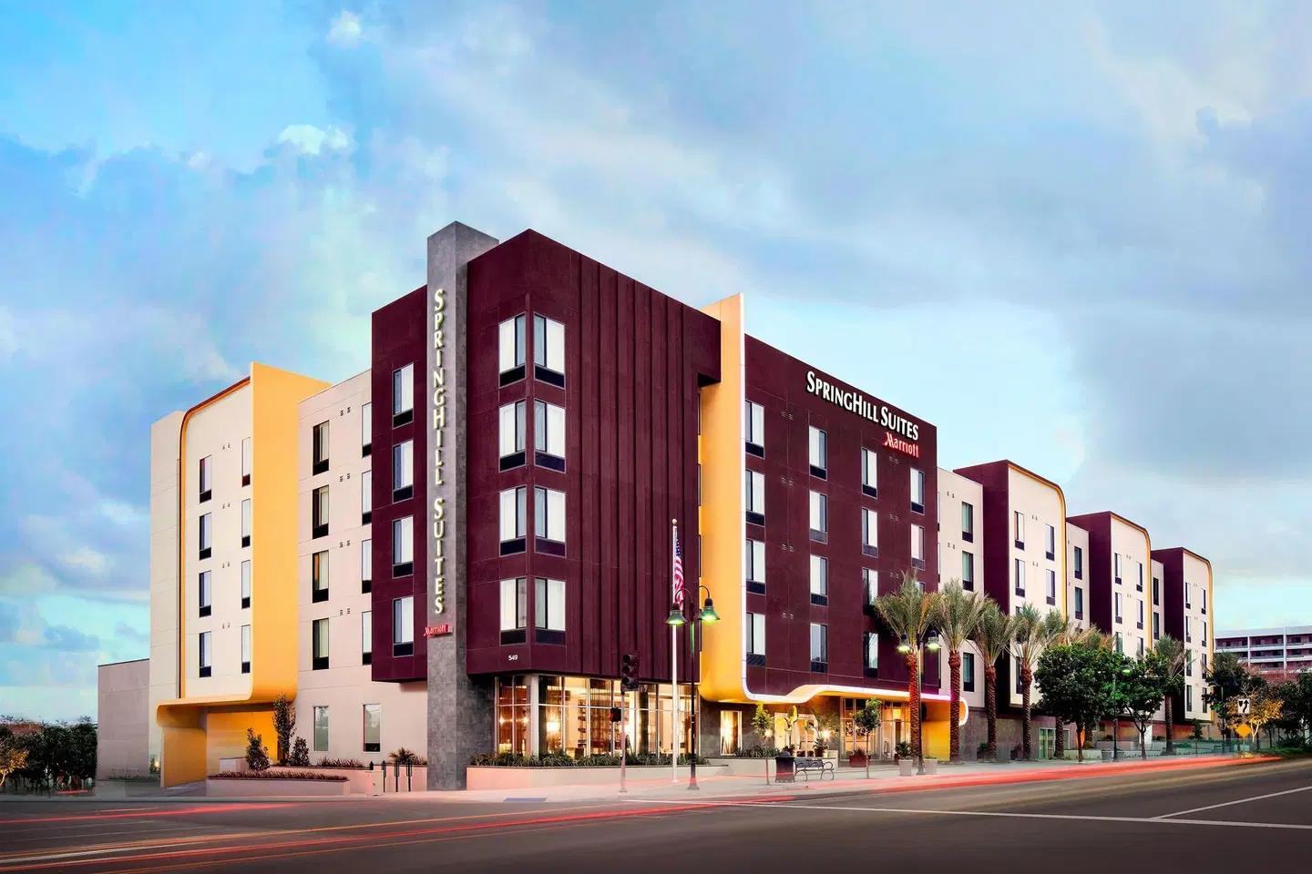SpringHill Suites by Marriott Los Angeles Burbank/Downtown EXTERIOR