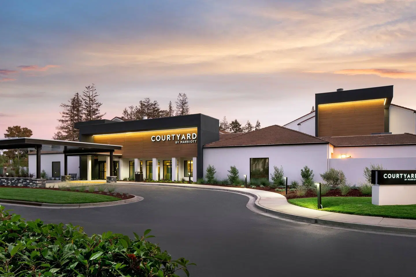 Courtyard by Marriott San Jose Cupertino EXTERIOR