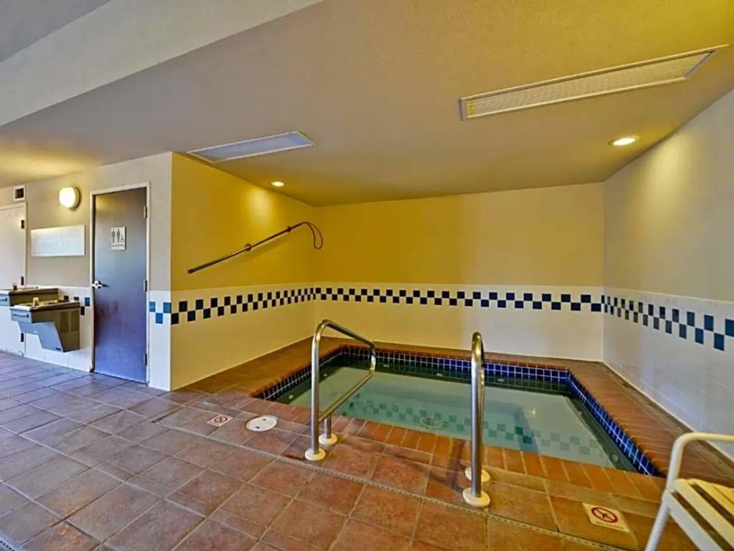 Clubhouse Inn ROOM_EXAMPLE