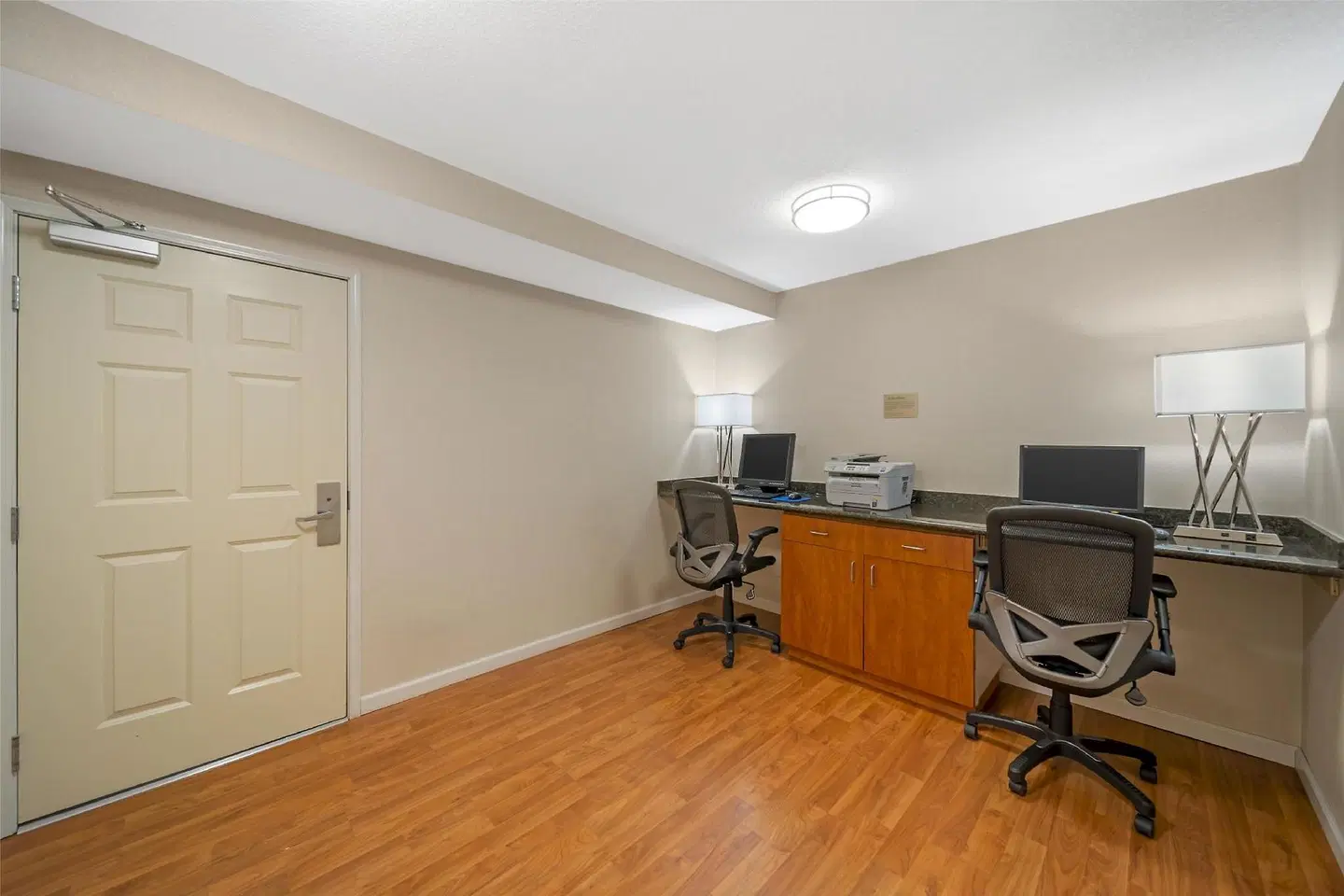 Best Western PLUS Twin View Inn & Suites SPORTS_AND_LEISURE
