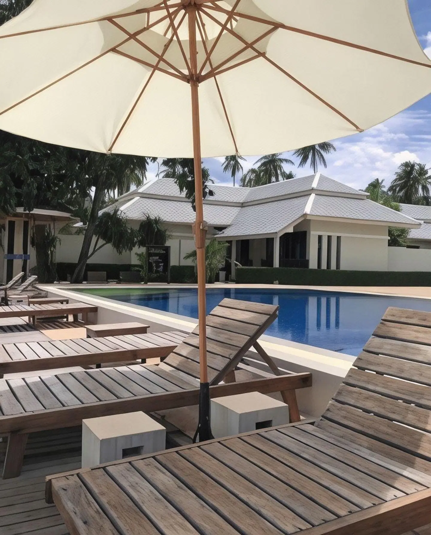 Wis Beach Khanom OUTDOOR_POOL