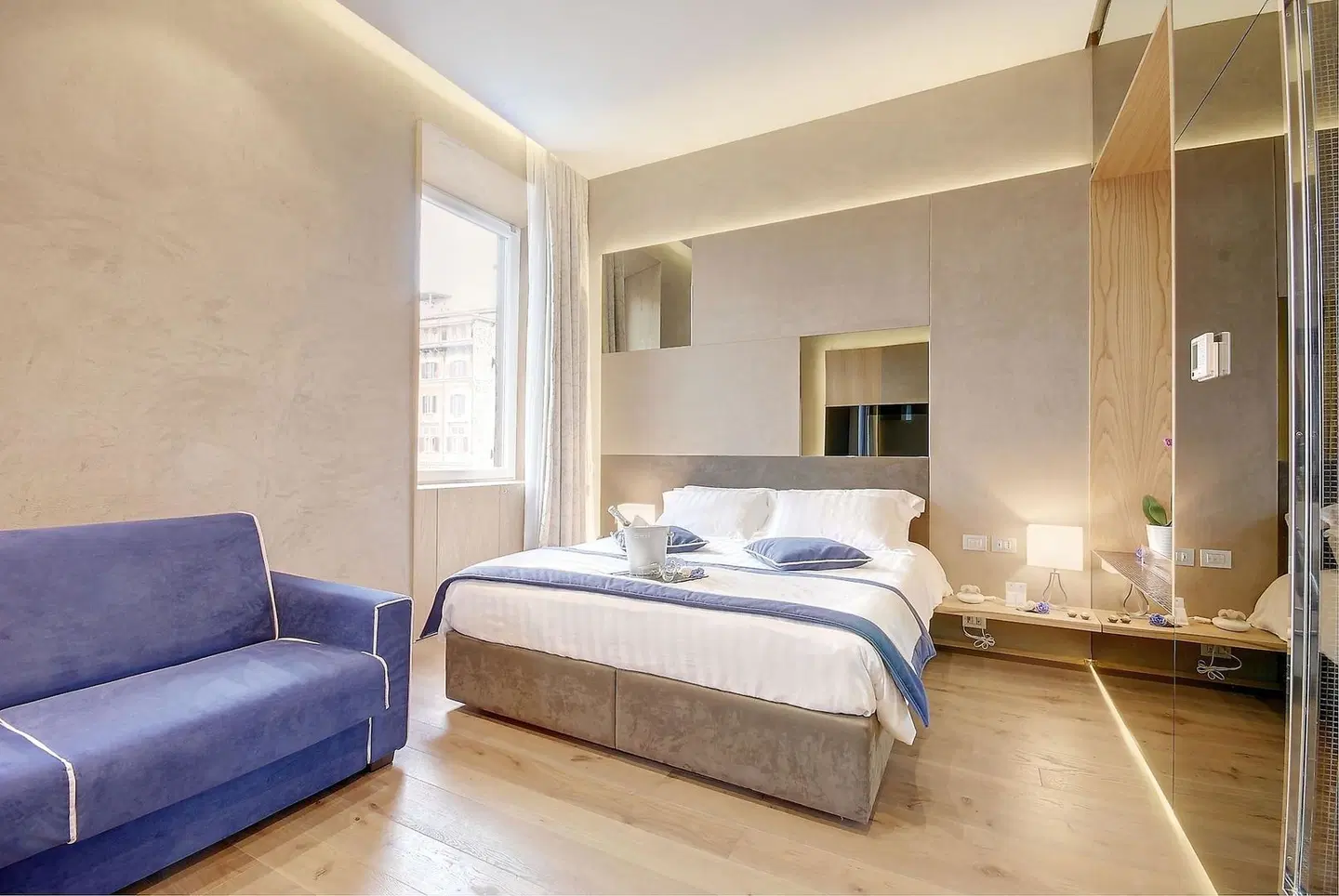 Sun Suite Luxury Pantheon ROOM_EXAMPLE