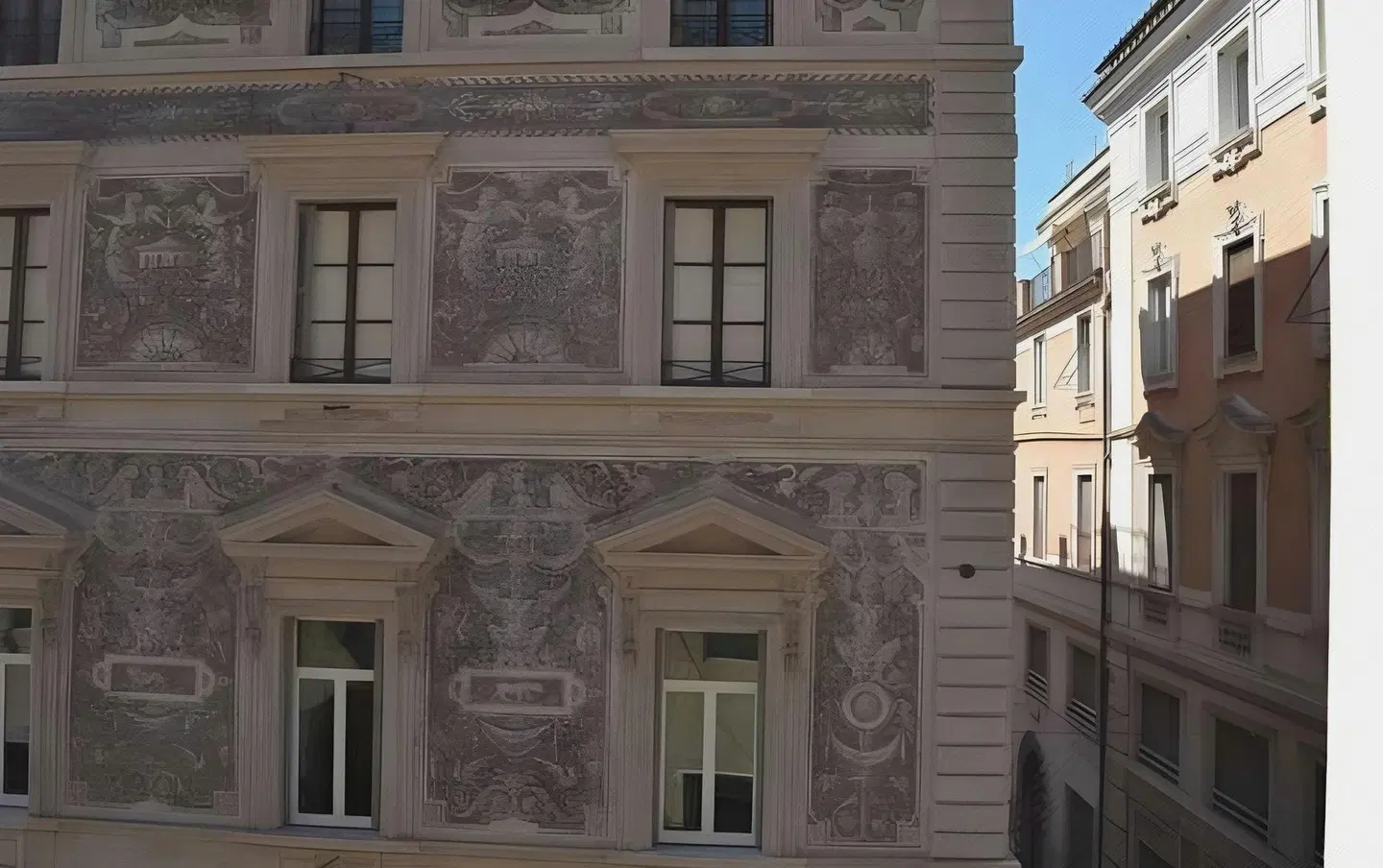 City EXTERIOR