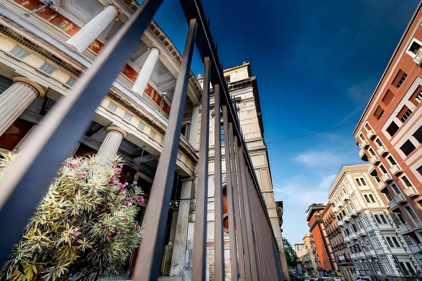 Hotel Garibaldi EXTERIOR