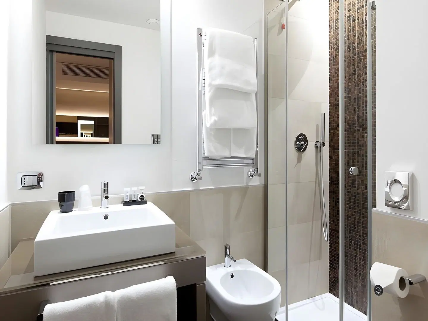 Quirinale Luxury Rooms Badezimmer