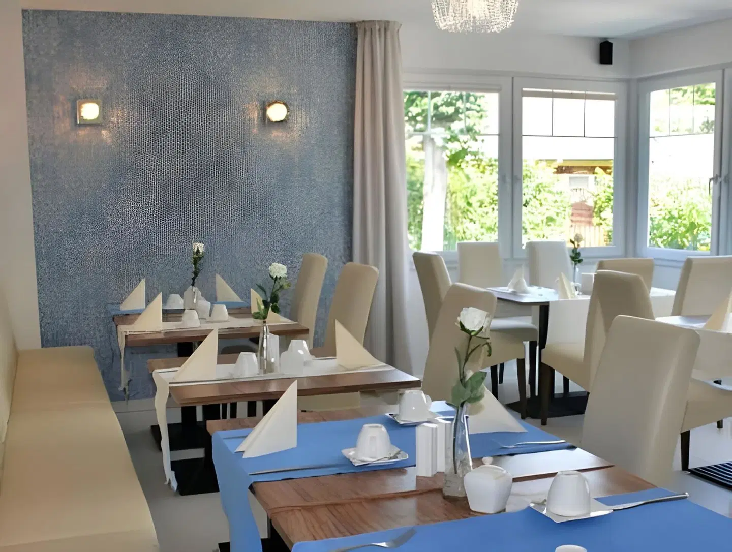 Amo Marem Pension Restaurant